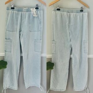 No Boundaries Utility Wide Leg Jeans | Light Wash | Size S (4-6)